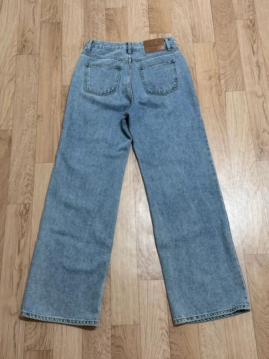 ザ・バーネット ダディ ルーズフィット デニム パンツ m ザ・バーネット ダディ ルーズフィット デニム パンツ m