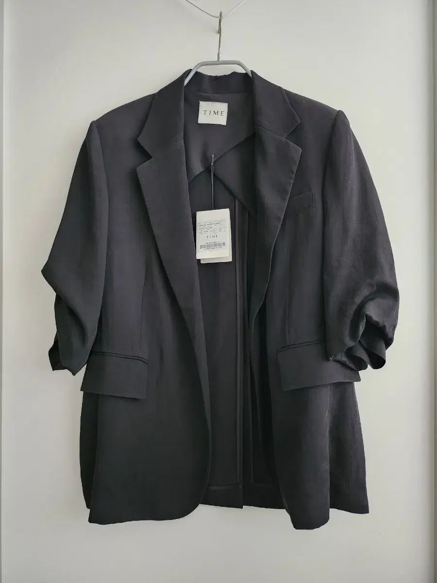 タイム バックスリット ブラックジャケット 新品