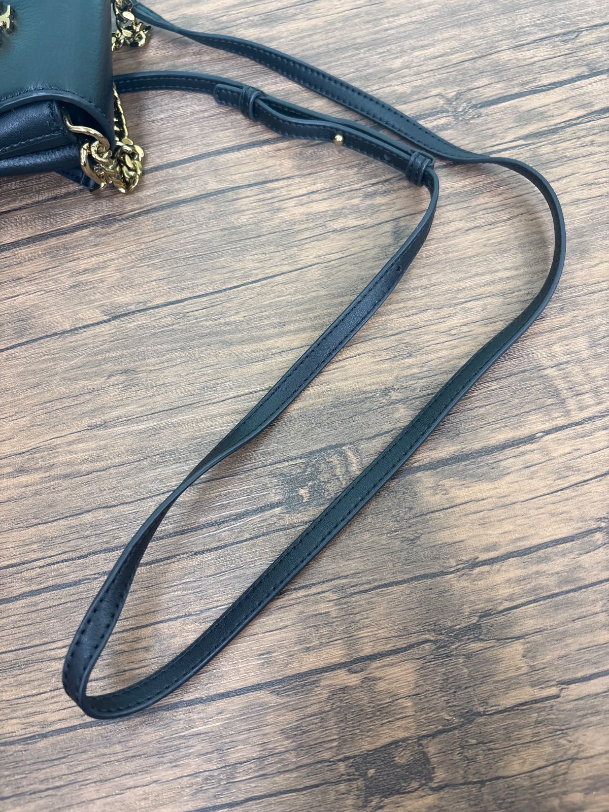 TORY BURCH トリーバーチ レザーバッグ スマホショルダーバッグ ブラック 送料無料♪