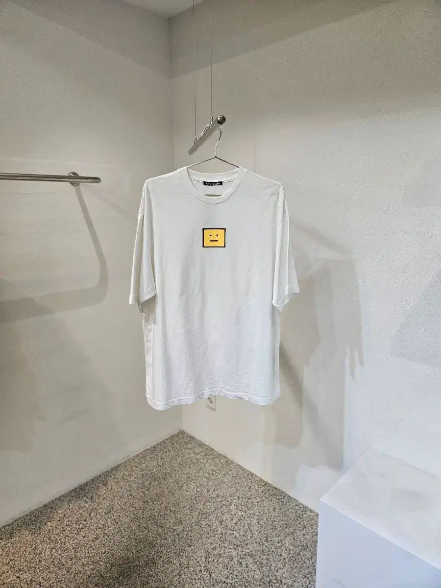 アクネストゥディオズ 半袖 Tシャツ