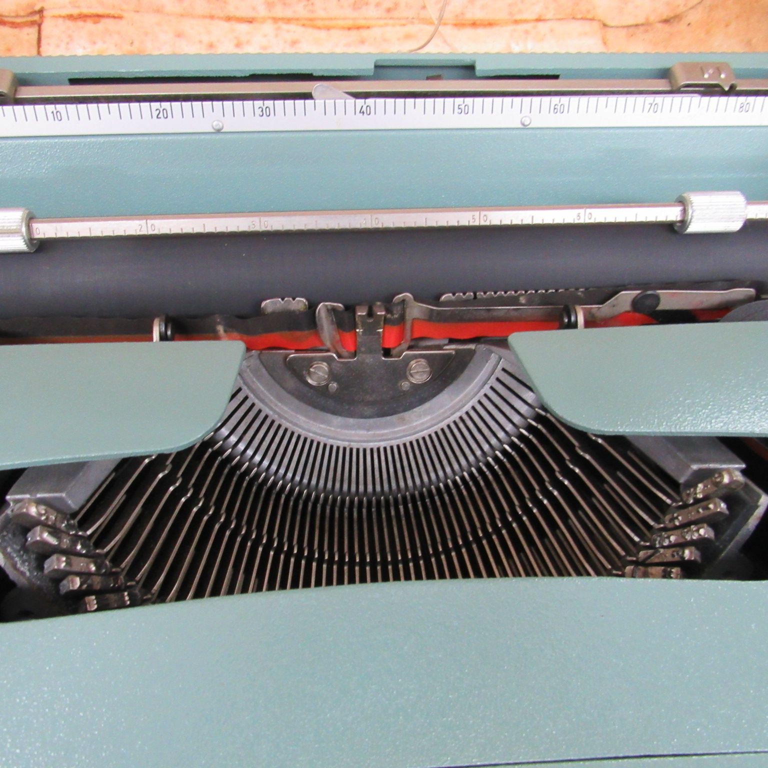 Olivetti lettera32 オリベッティ社 タイプライター グリーンモデル