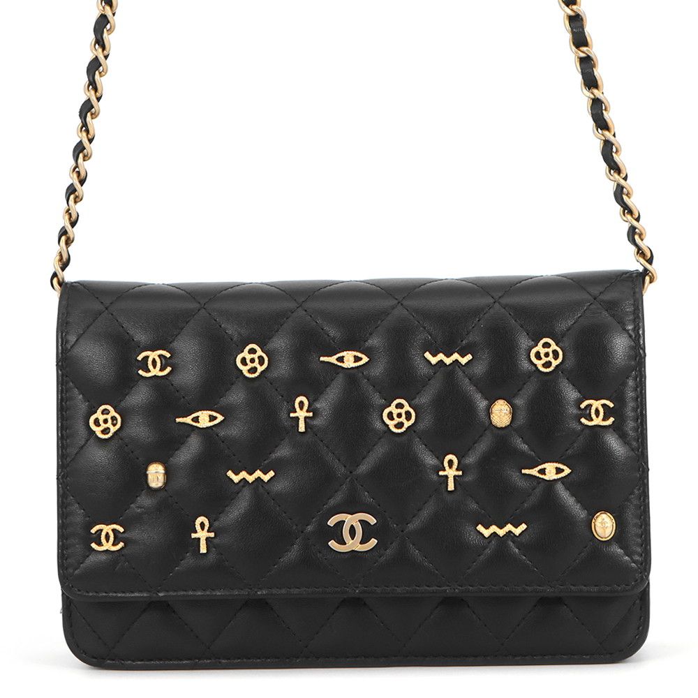 シャネル チェーンウォレット マトラッセ ココマーク エジプトチャーム ラムスキン CHANEL 財布 黒