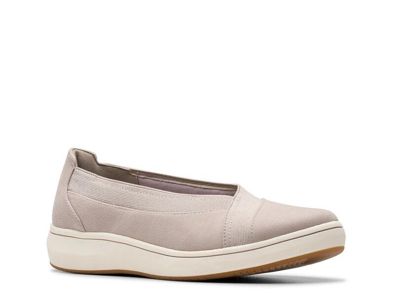 クラークス レディース シューズ スリッポン・ローファー Clarks Cloudsteppers Breeze Sky Air SlipOn Grey グレー
