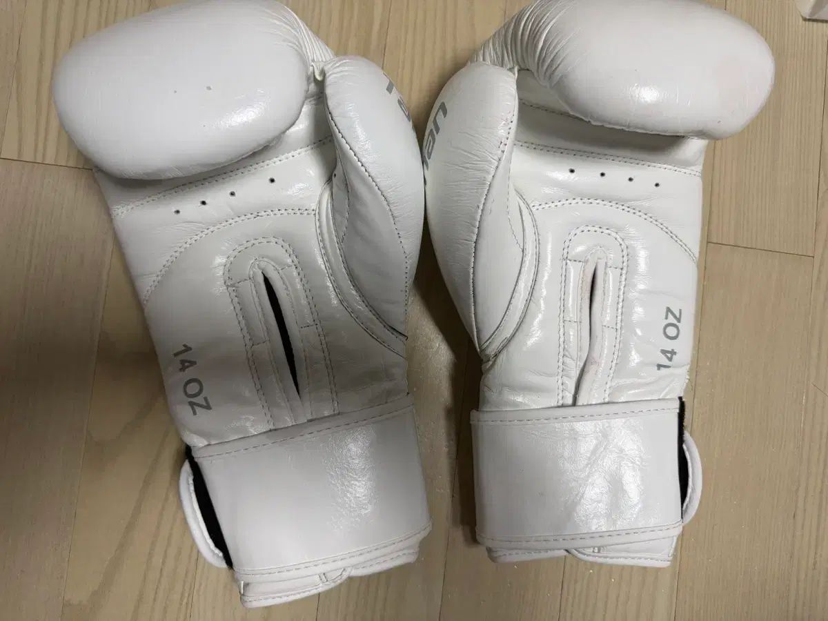 タイ産 14oz グローブ ポップ 出品