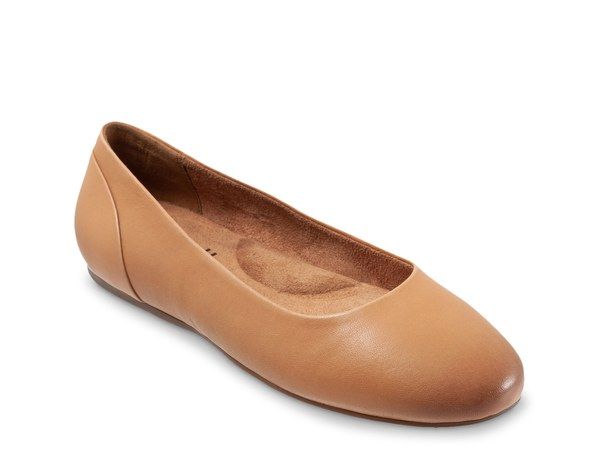 ソフトウォーク レディース シューズ パンプス Softwalk Shiraz Ballet Flat Tan タン