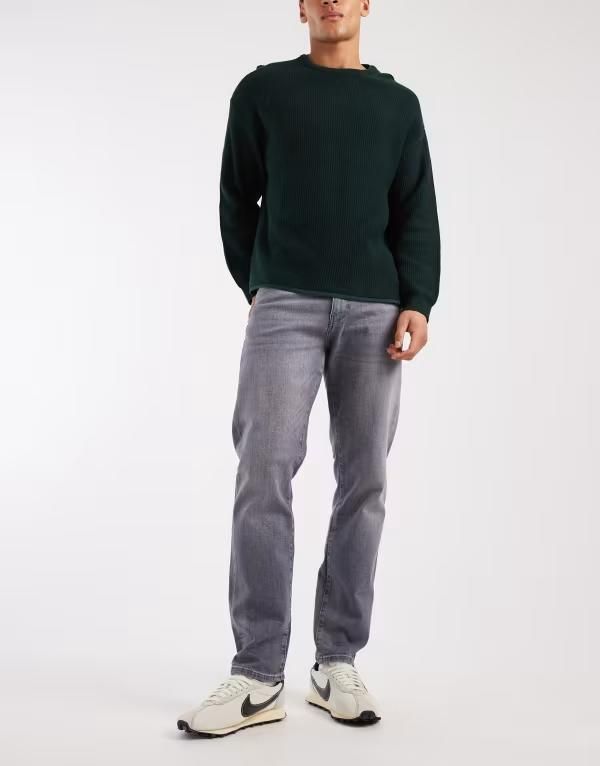 オンリーアンドサンズ メンズ ボトムス デニムパンツ レギュラーフィット ジーンズ ONLY SONS Weft regular fit jeans in washed light gray denim グレー