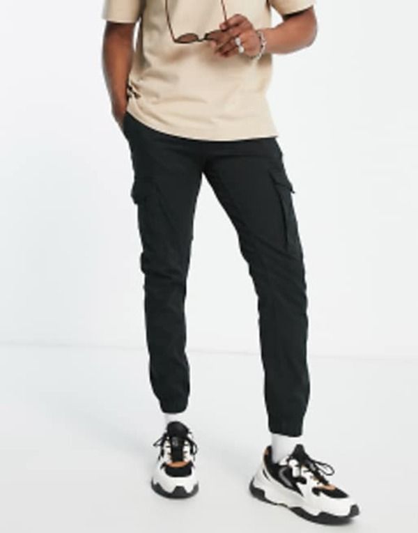ジャック アンド ジョーンズ メンズ ボトムス カジュアルパンツ カーゴパンツ パンツ Jack Jones Intelligence cuffed cargo pants Black ブラック