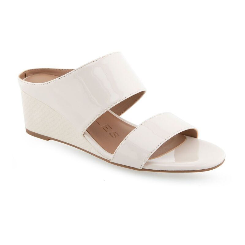 エアロソールズ レディース シューズ サンダル ヒール Aerosoles Wheeler Womens Wedge Sandals Eggnog Patent Pu