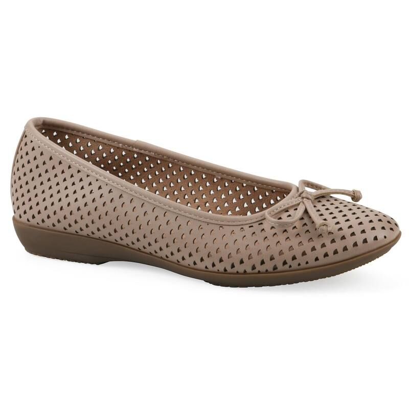 クリフバイホワイトマウンテン レディース シューズ サンダル Cliffs by White Mountain Carris Womens Ballet Flats Natural Smooth ホワイト