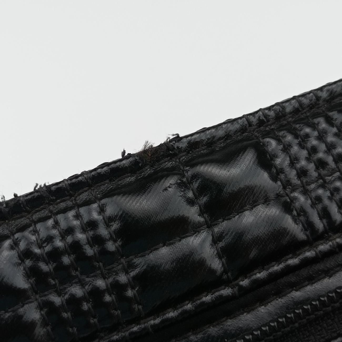 バーバリーBurberryローラ ブラック×ホワイト レザー バーバリーBurberryローラ ブラック×ホワイト レザー