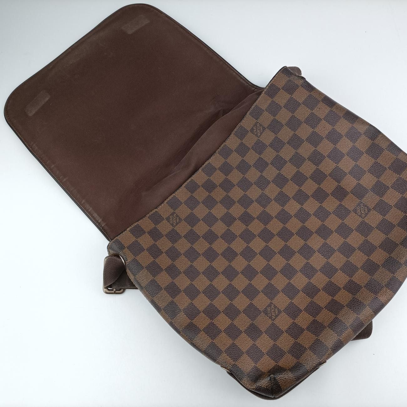 ルイヴィトンLouis VuittonブルックリンMM エベヌ ダミエキャンバス N51211 SR3059 ルイヴィトンLouis VuittonブルックリンMM エベヌ ダミエキャンバス N51211 SR3059
