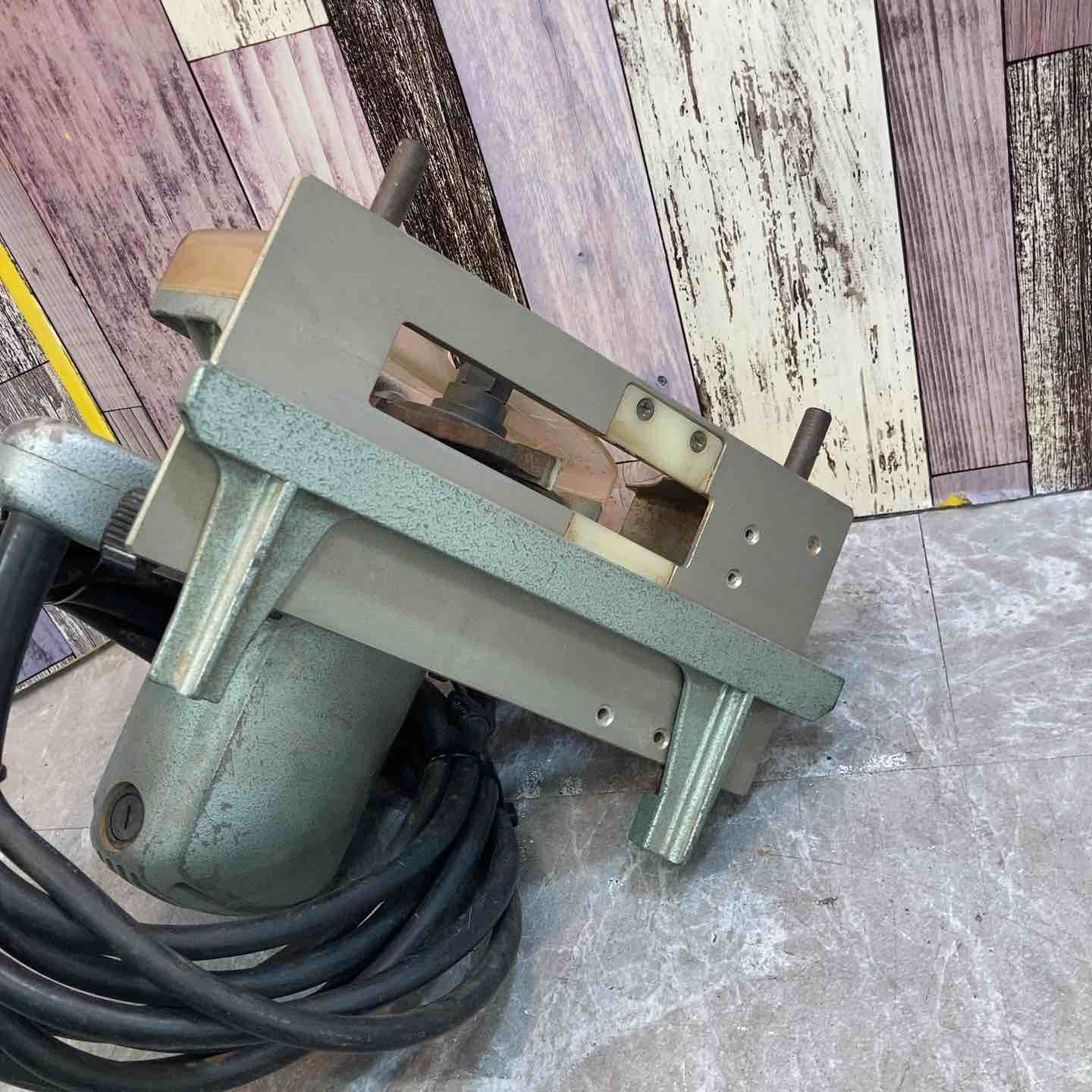 ◇マキタ(makita) 小型ミゾキリ 溝切 3004A【八潮店】
