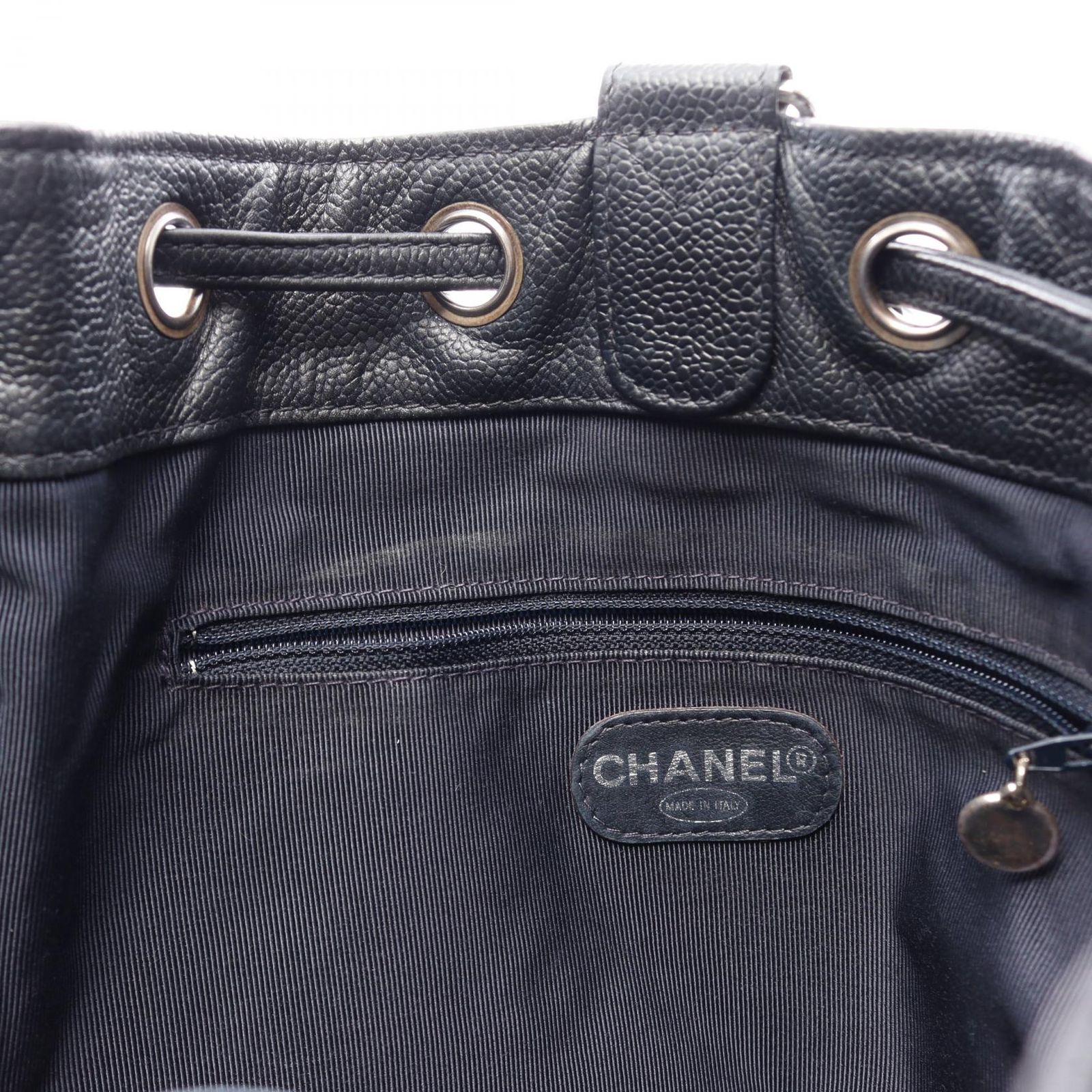 シャネル CHANEL リュックサック バックパック マトラッセ ブラック キャビアスキン(グレインドカーフ) マトラッセ 巾着 バックパック レディース Used B シャネル CHANEL リュックサック バックパック マトラッセ ブラック キャビアスキン(グレインドカーフ) マトラッセ 巾着 バックパック レディース Used B