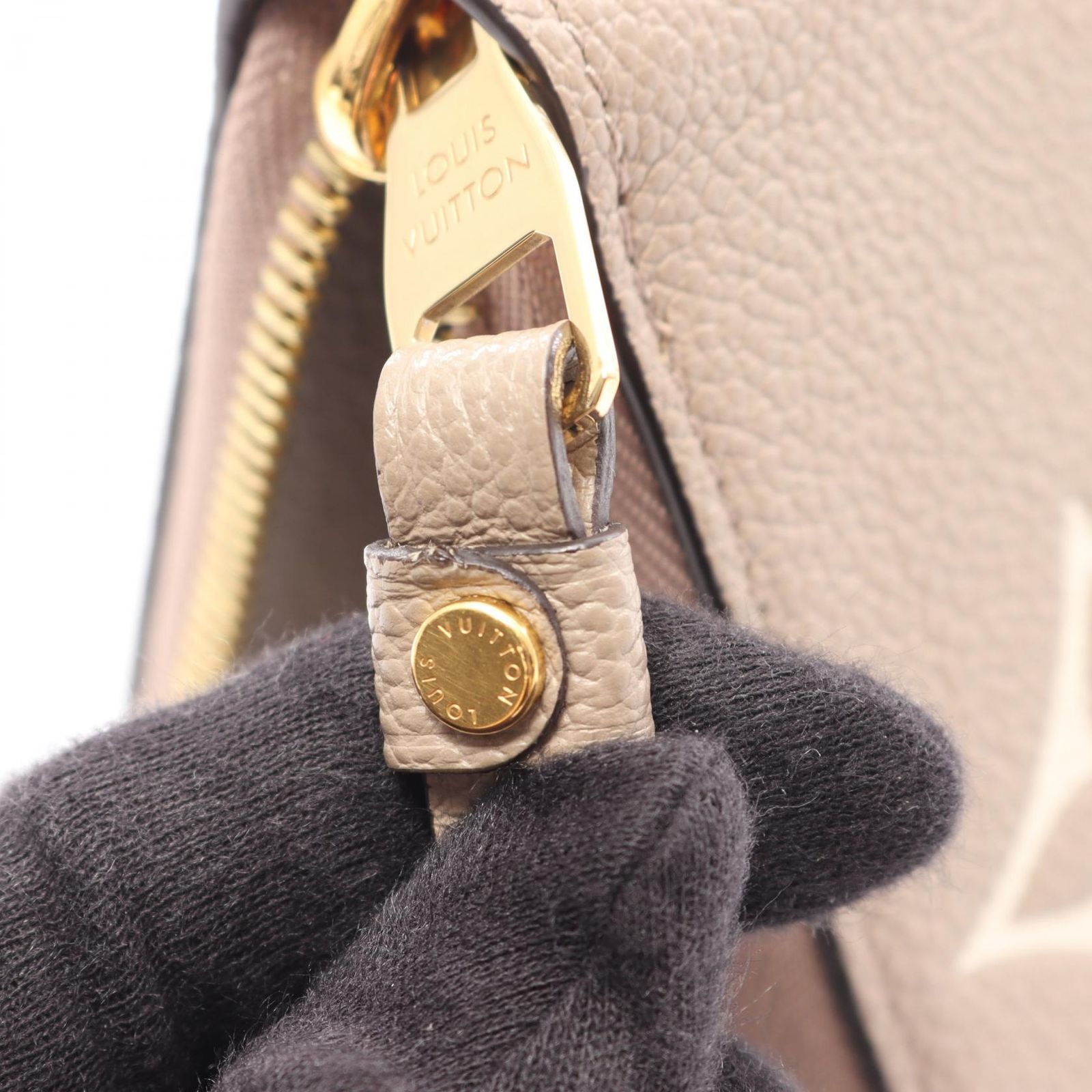 ルイ・ヴィトン LOUIS VUITTON ラウンド長財布 ジッピーウォレット バイカラー M69794 トゥルトレール/クレーム レザー ジッピー・ウォレット レディース Used B