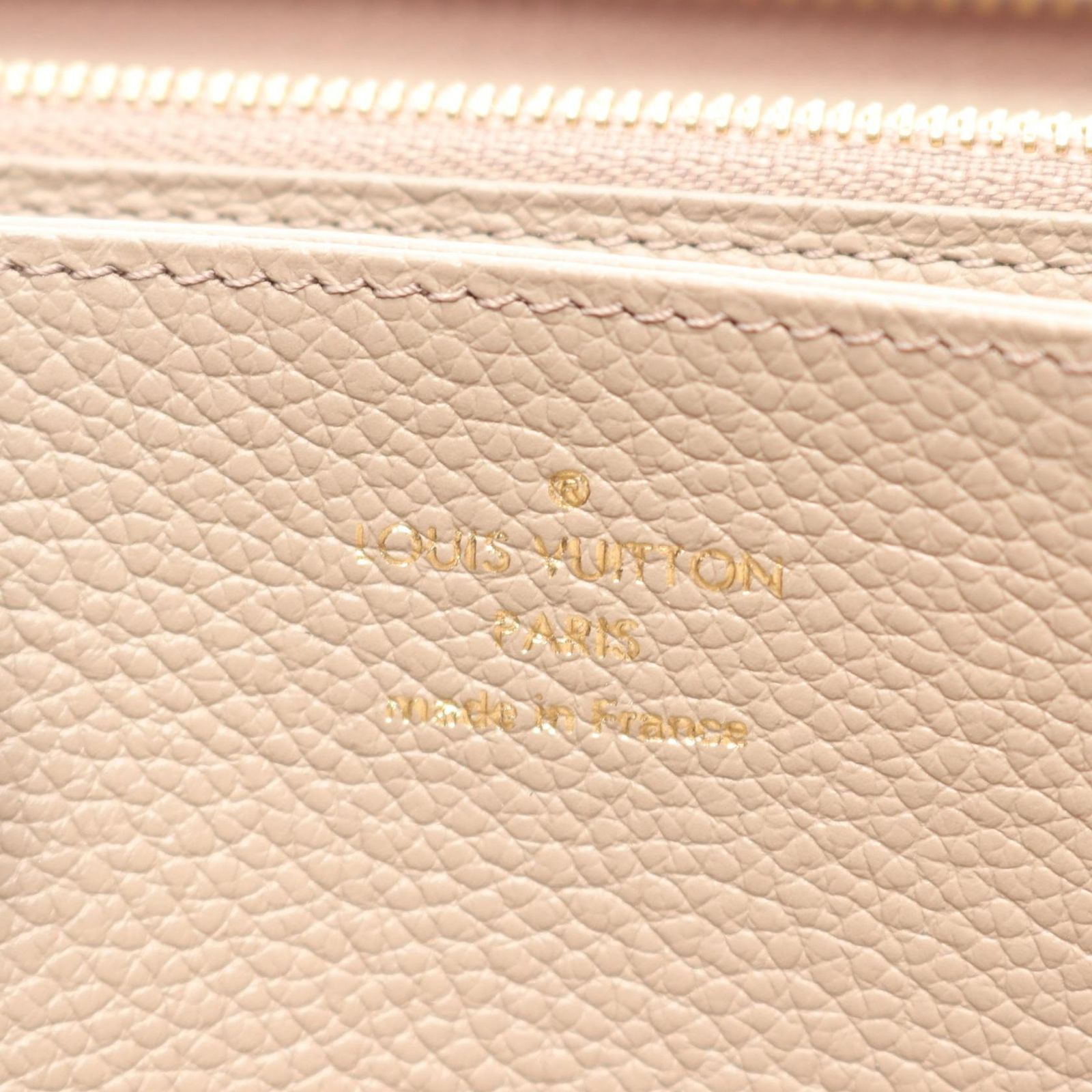 ルイ・ヴィトン LOUIS VUITTON ラウンド長財布 ジッピーウォレット バイカラー M69794 トゥルトレール/クレーム レザー ジッピー・ウォレット レディース Used B