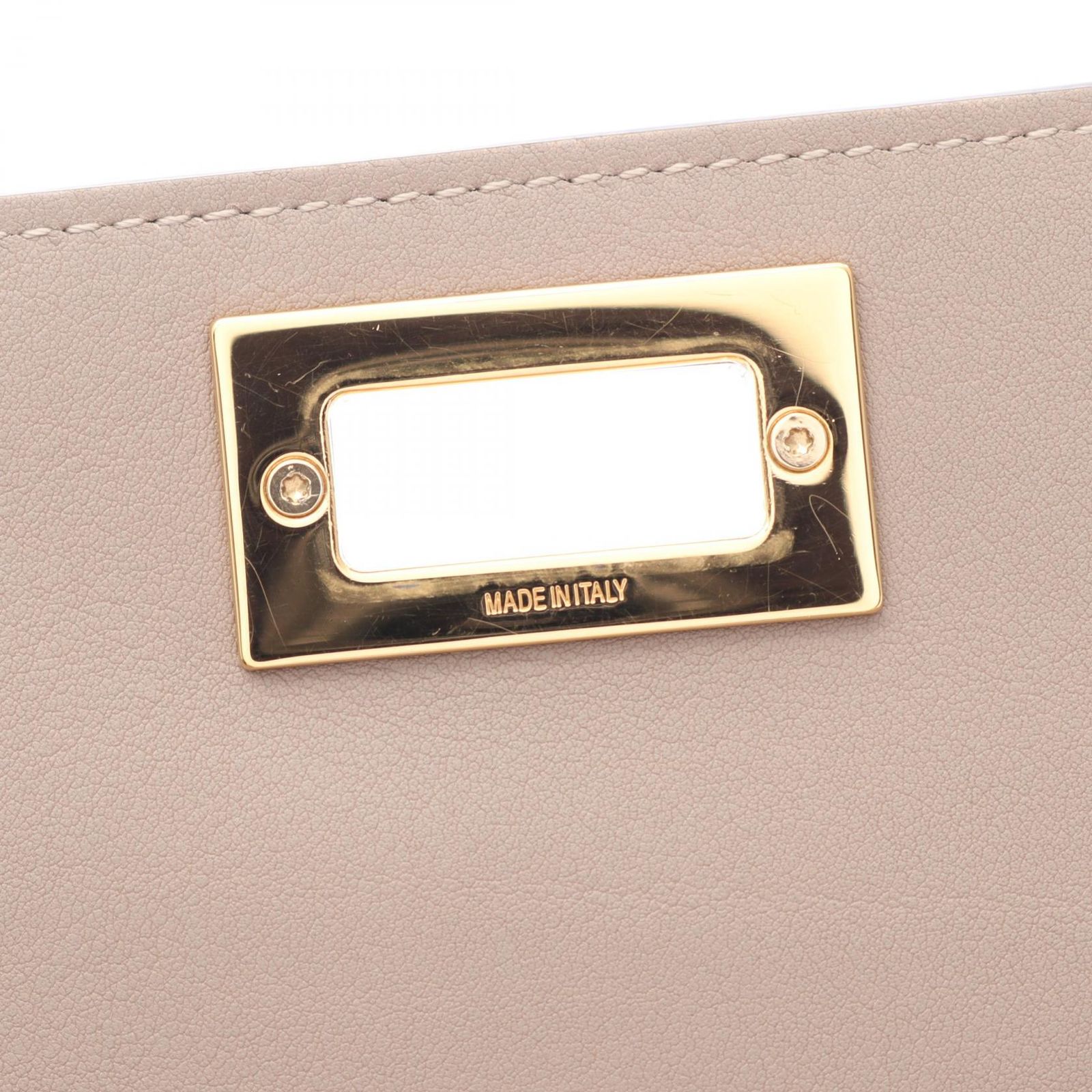 フェンディ FENDI 二つ折り長財布 ピーカブー セレリア 8M0308 グレージュ レザー ピーカブー Wホック長財布 レディース Used A フェンディ FENDI 二つ折り長財布 ピーカブー セレリア 8M0308 グレージュ レザー ピーカブー Wホック長財布 レディース Used A