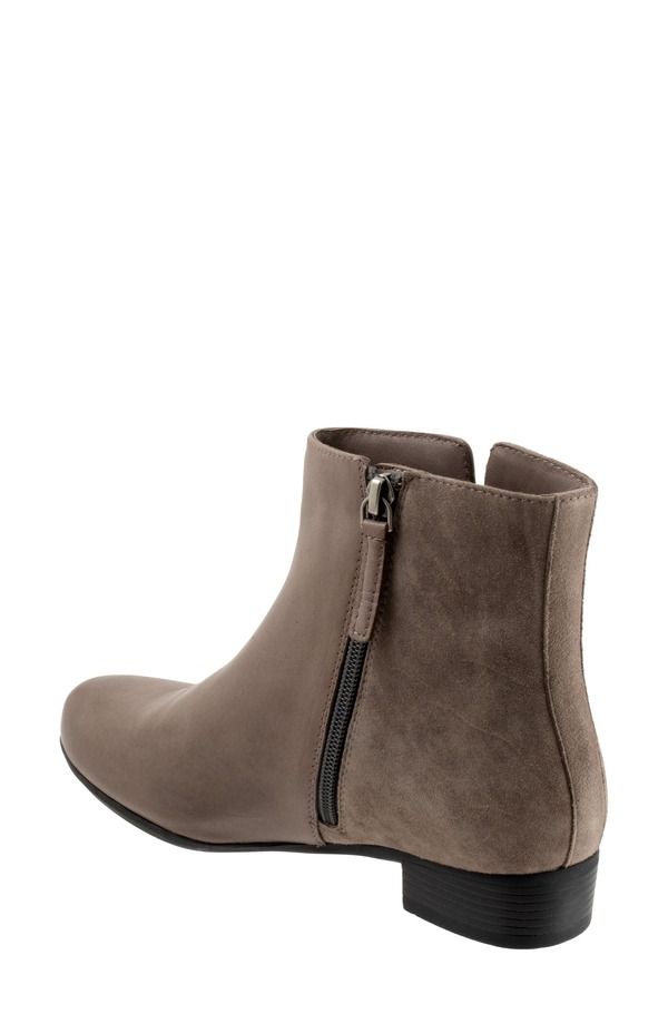 トロッターズ レディース シューズ ブーツ・レインブーツ Trotters Maxwell Bootie Grey Grey Suede グレー