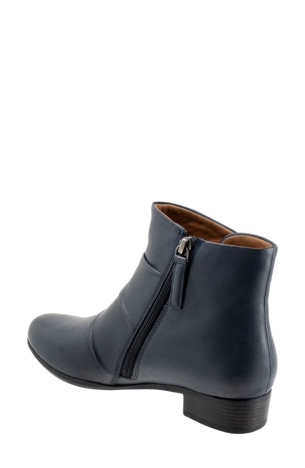 トロッターズ レディース シューズ ブーツ・レインブーツ Trotters Mila Bootie Navy ネイビー トロッターズ レディース シューズ ブーツ・レインブーツ Trotters Mila Bootie Navy ネイビー
