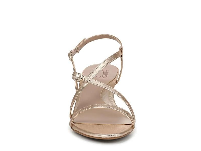 ナチュライザー レディース シューズ サンダル NaturalizerPorter Sandal Champagne シャンパン ナチュライザー レディース シューズ サンダル NaturalizerPorter Sandal Champagne シャンパン