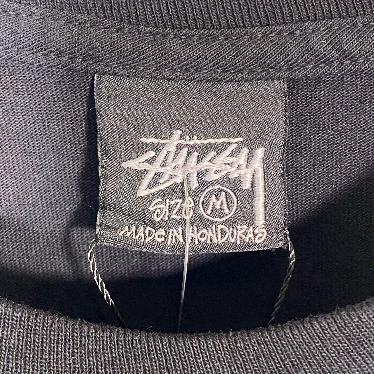 『STUSSY』ステューシー (M) バックロゴプリントTシャツ カットソー