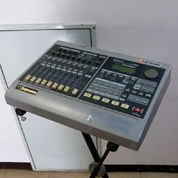 ROLAND VS-880