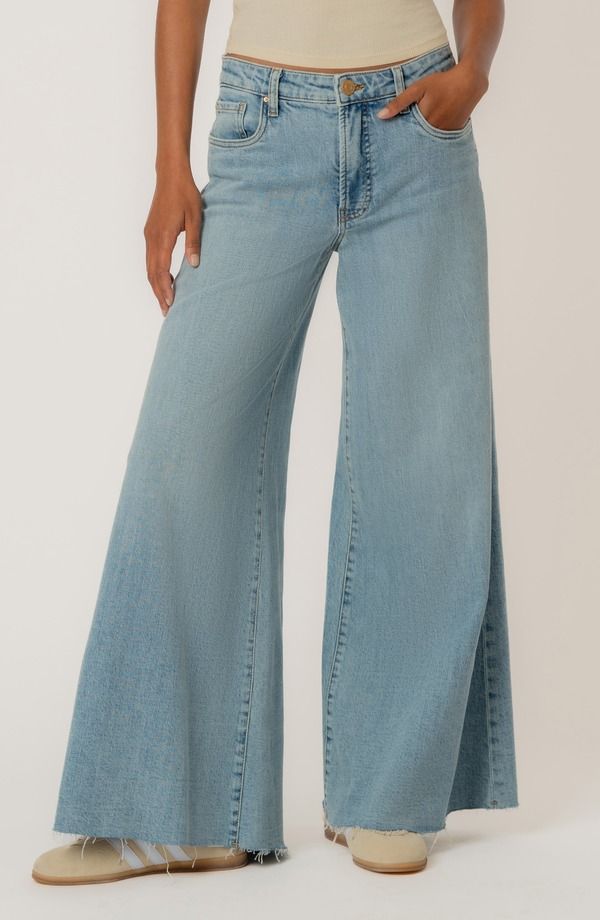 カットフロムザクロス レディース ボトムス デニムパンツ ワイドレッグ ハイウエスト ジーンズ KUT from the Kloth Blake Fab Raw Hem High Waist Super Wide Leg Jeans Transcendent