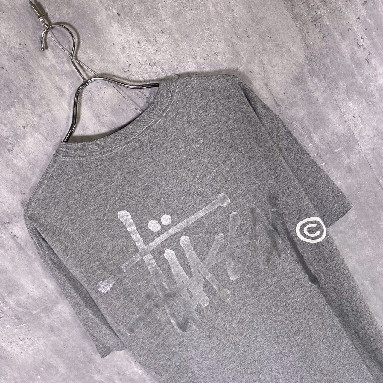 『STUSSY』ステューシー (L) バックロゴプリントTシャツ カットソー
