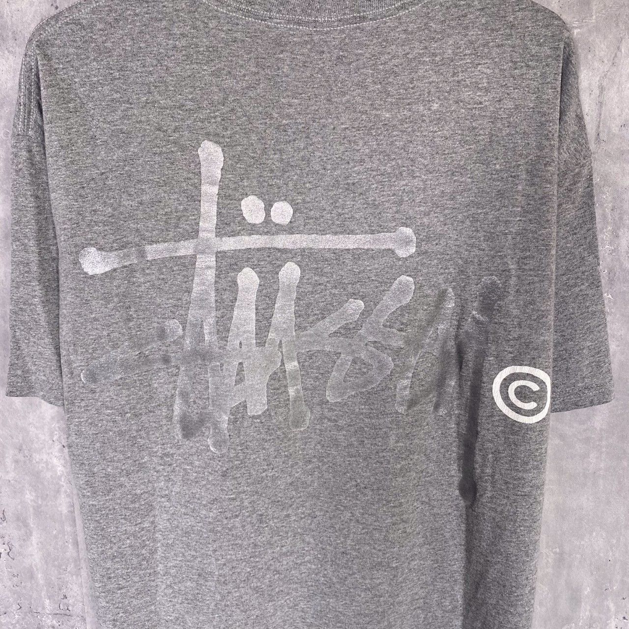 『STUSSY』ステューシー (L) バックロゴプリントTシャツ カットソー