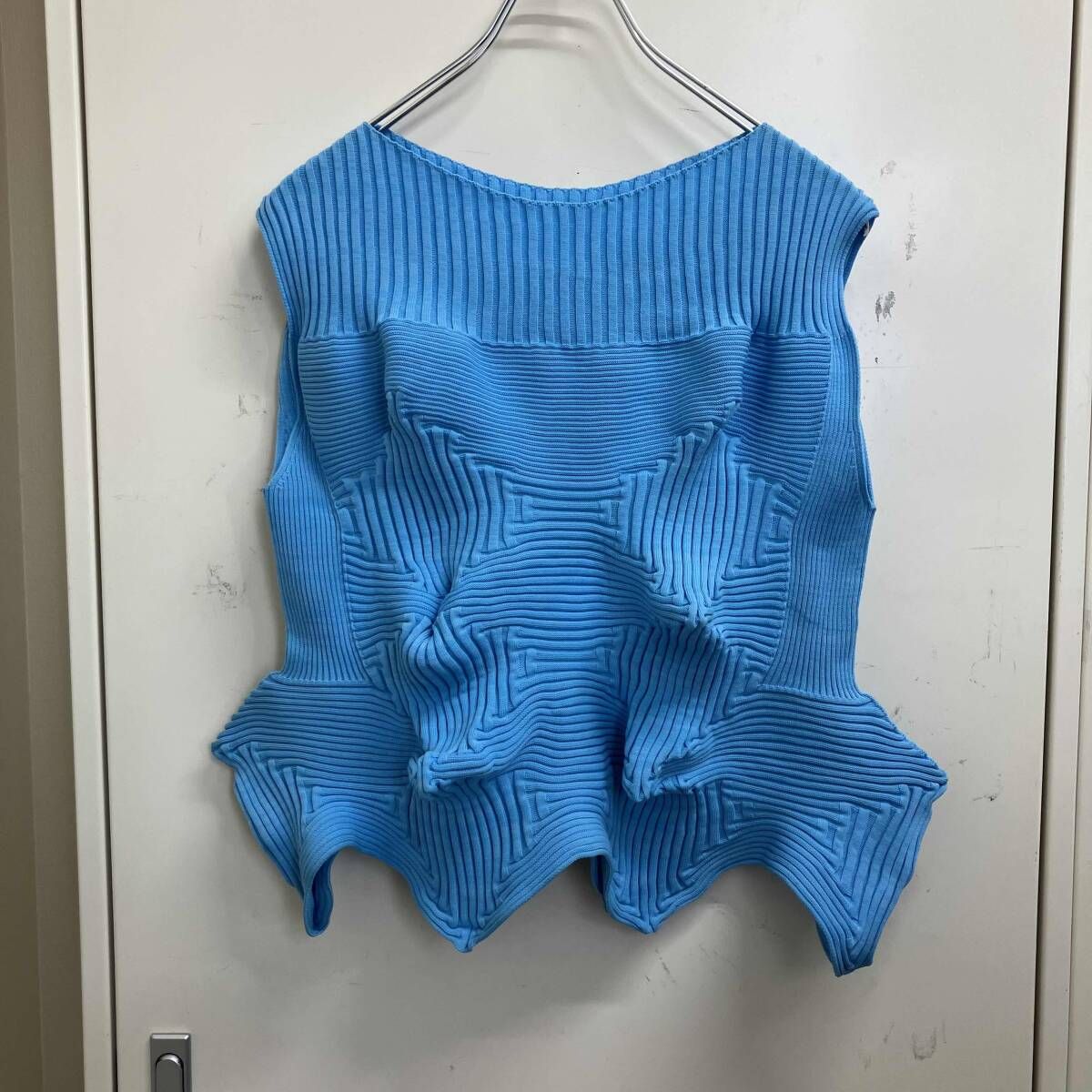 23ss ISSEY MIYAKE LINKAGEノースリーブカットソー IM31KN797 サイズ2 ブルー イッセイミヤケ
