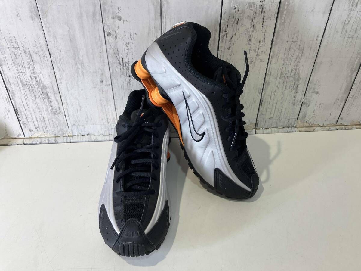 Nike Shox R4 'Black/Bright Mandarin' HQ1988-003 24.5cm