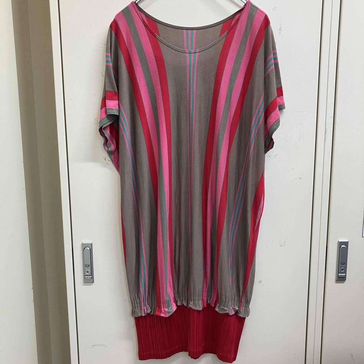 PLEATS PLEASE 裾プリーツカットソー PP13-JK543 サイズ4 マルチカラー プリーツプリーズ
