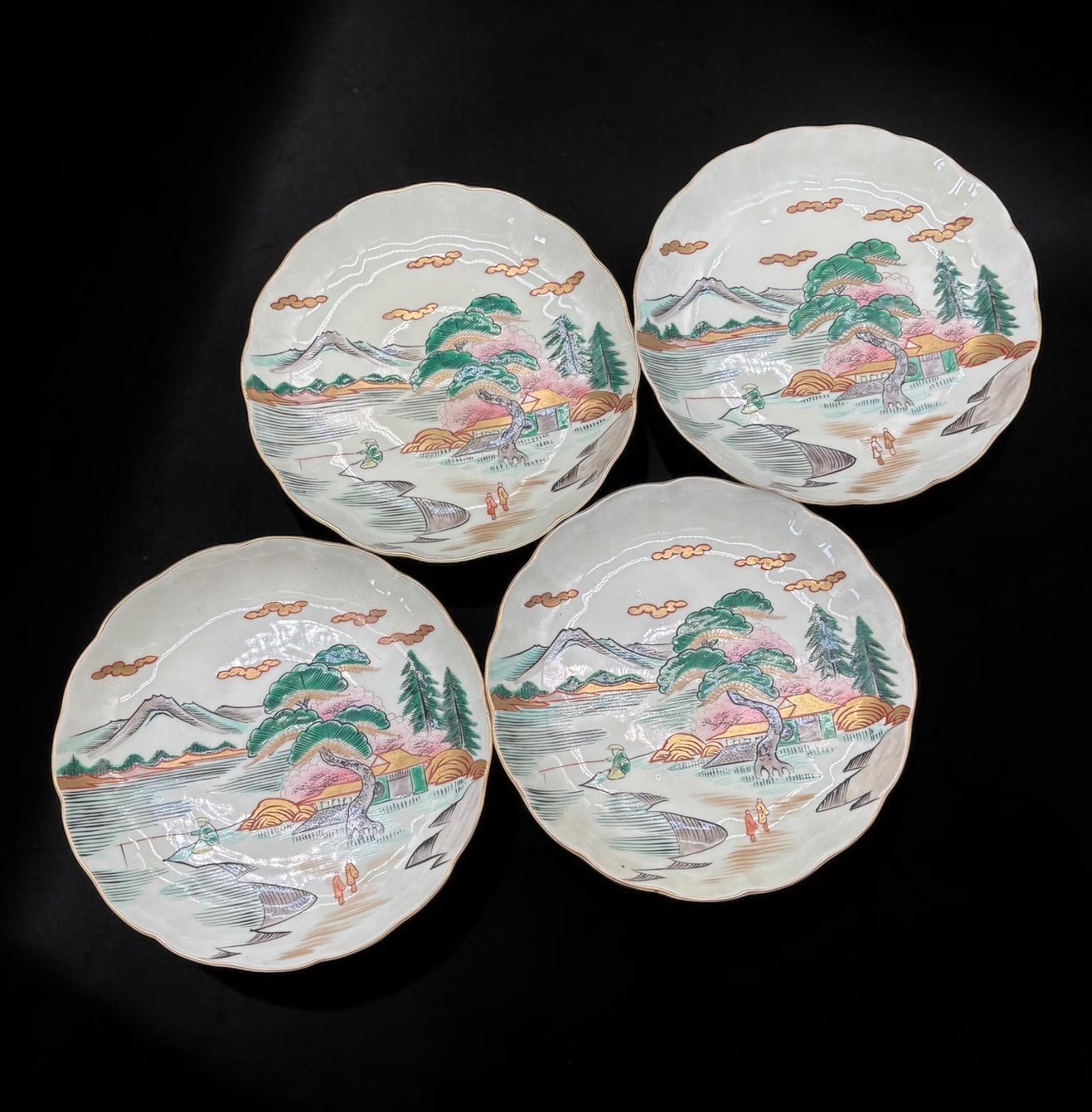 【4客セット】 古伊万里 大皿 金彩 松竹梅 山水風景図 色絵 盛り皿 取り皿 和食器 時代物 陶器 骨董品 アンティーク