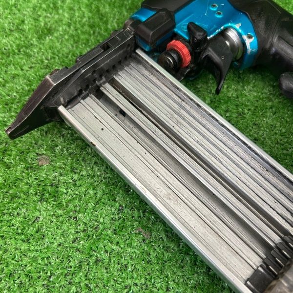 中古】マキタ(makita) 高圧フィニッシュネイラ AF552HM 【野田愛宕店 
