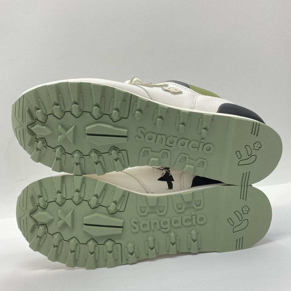 未使用】Sangacio サンガッチョ にゅ～ず BRANDALISED スニーカー US8 