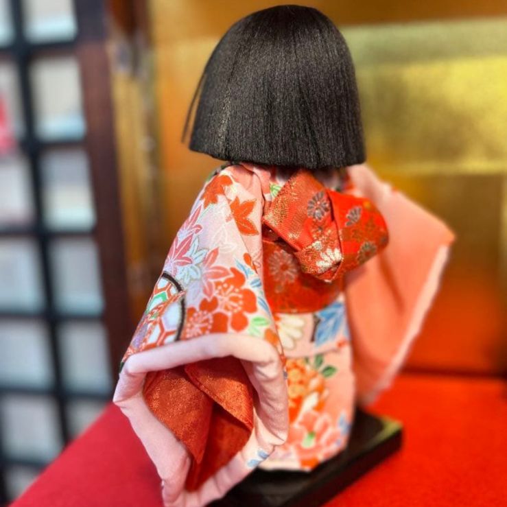 日本未入荷市松人形 久楽朋 サイズ17 縮緬 ピンク 扇と鼓に花柄 s-687