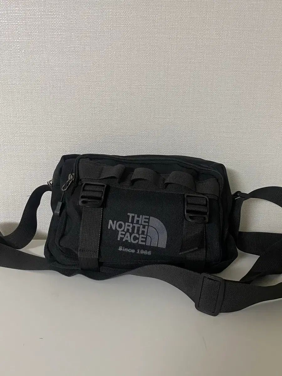 THE NORTH FACE ザノースフェイス クロスバック