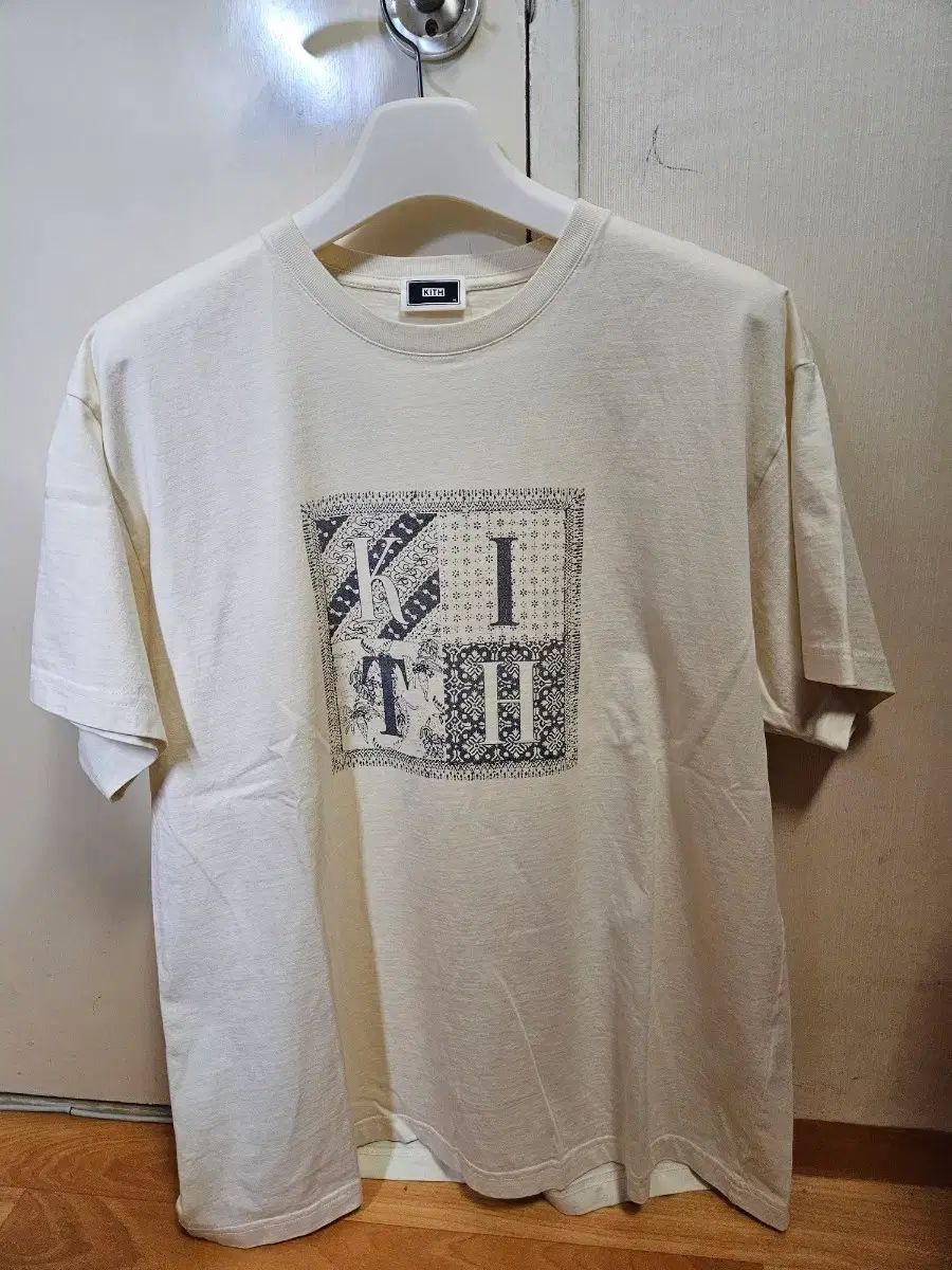 XL 105) KITH(キス) 24SS 半袖Tシャツ