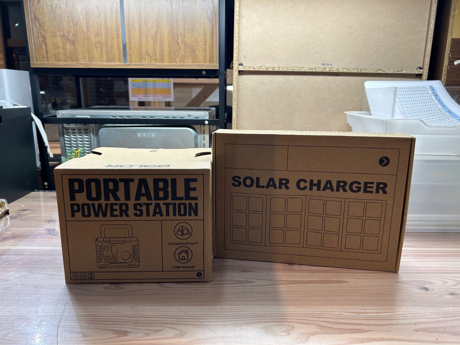 新品未使用 【台風対策】ポータブル電源 ソーラーパネルセット 小型静音 177Wh/300W