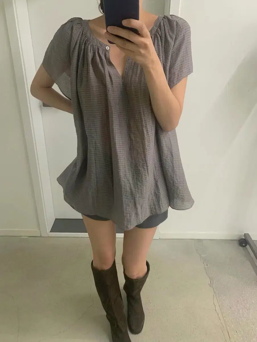 タナット Howa shirring one-piece (gray)