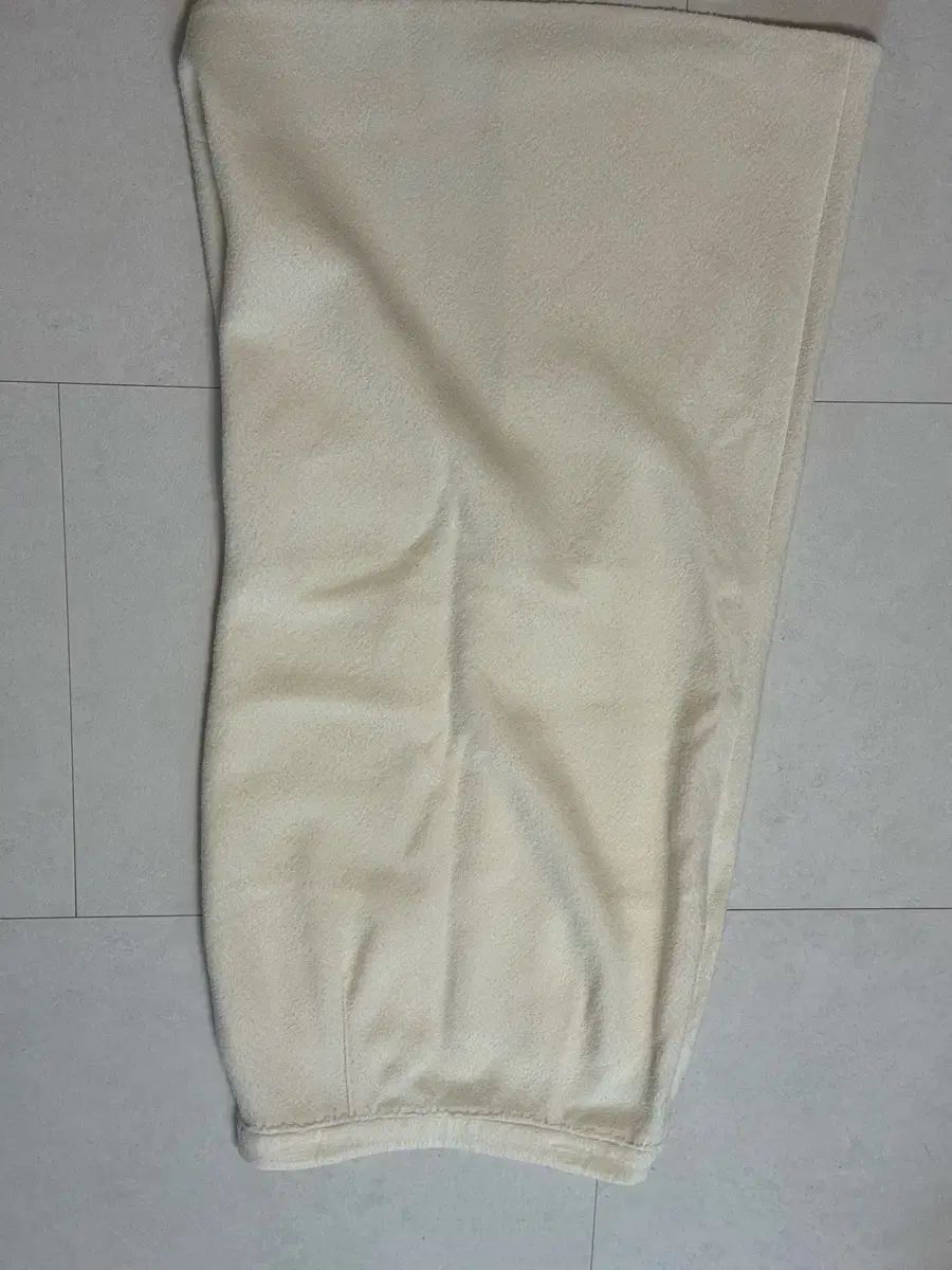 ハンサム the CASHMERE ロング丈スカート 64 ウール ハンサム the CASHMERE ロング丈スカート 64 ウール