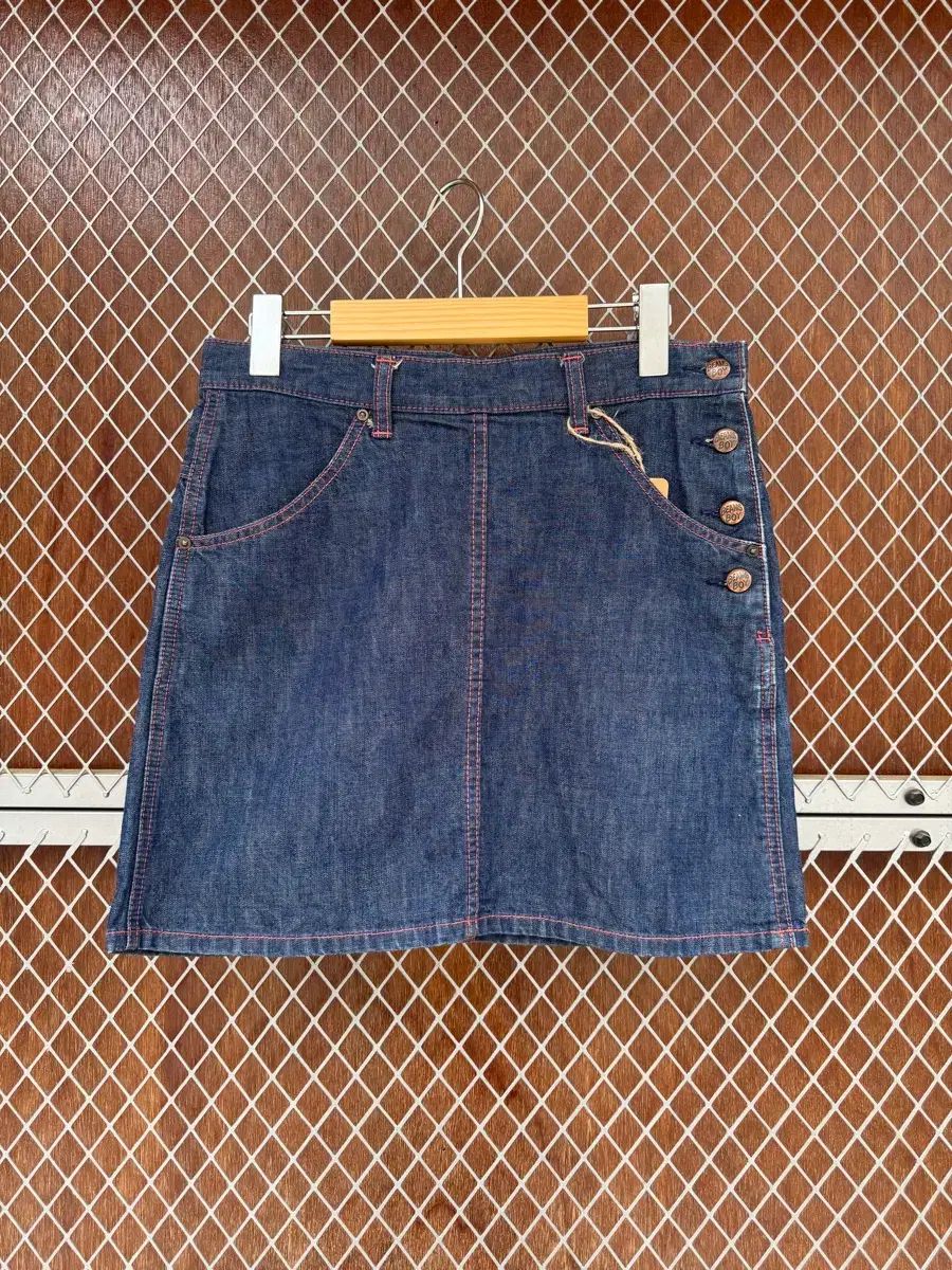 BEAMS ビームス ボーイ 生デニム ボタン レッド スティッチ デニム ミニ スカート 30