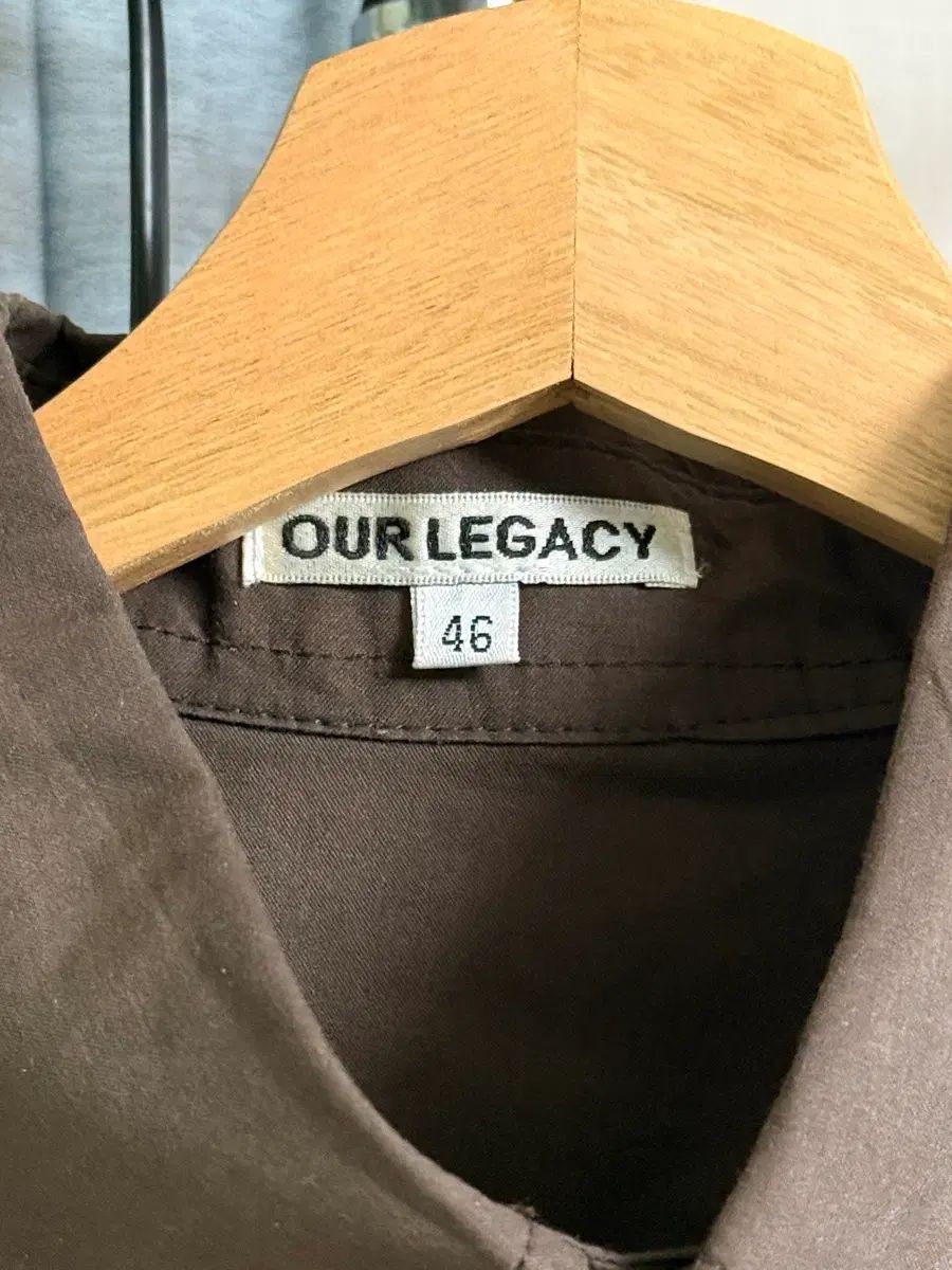 OUR LEGACY アワーレガシー ボロー シャツ ブラウン 46 OUR LEGACY アワーレガシー ボロー シャツ ブラウン 46
