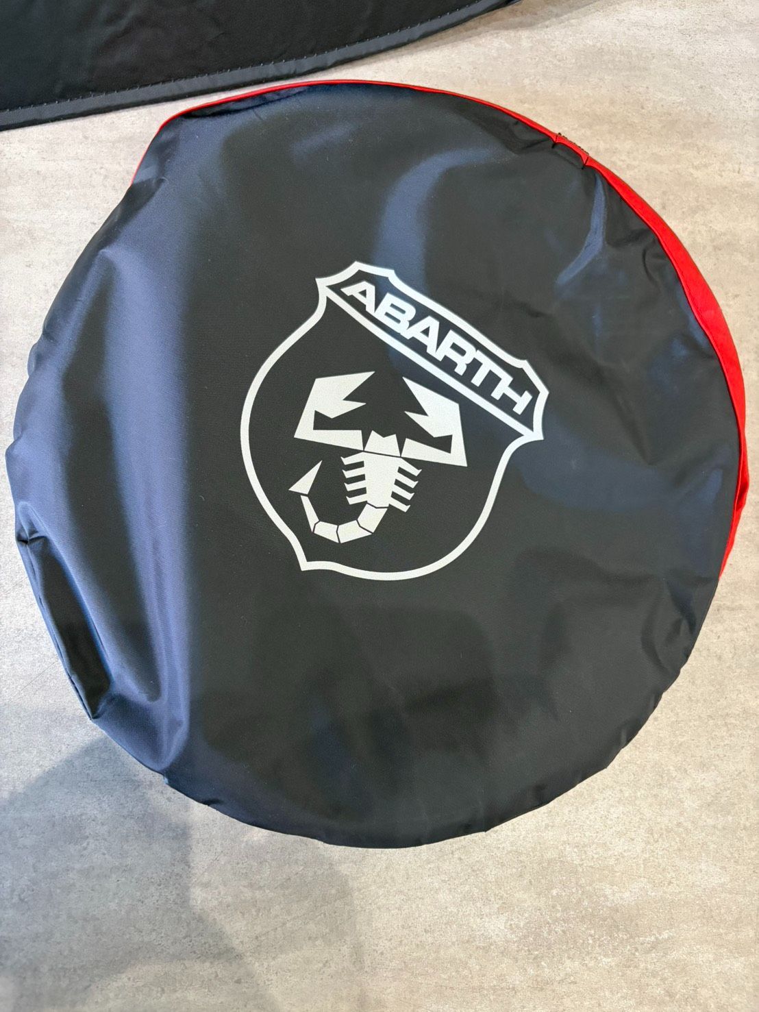 美品】アバルト595・695 サンシェード ☆アバルト☆ABARTH☆ - メルカリ
