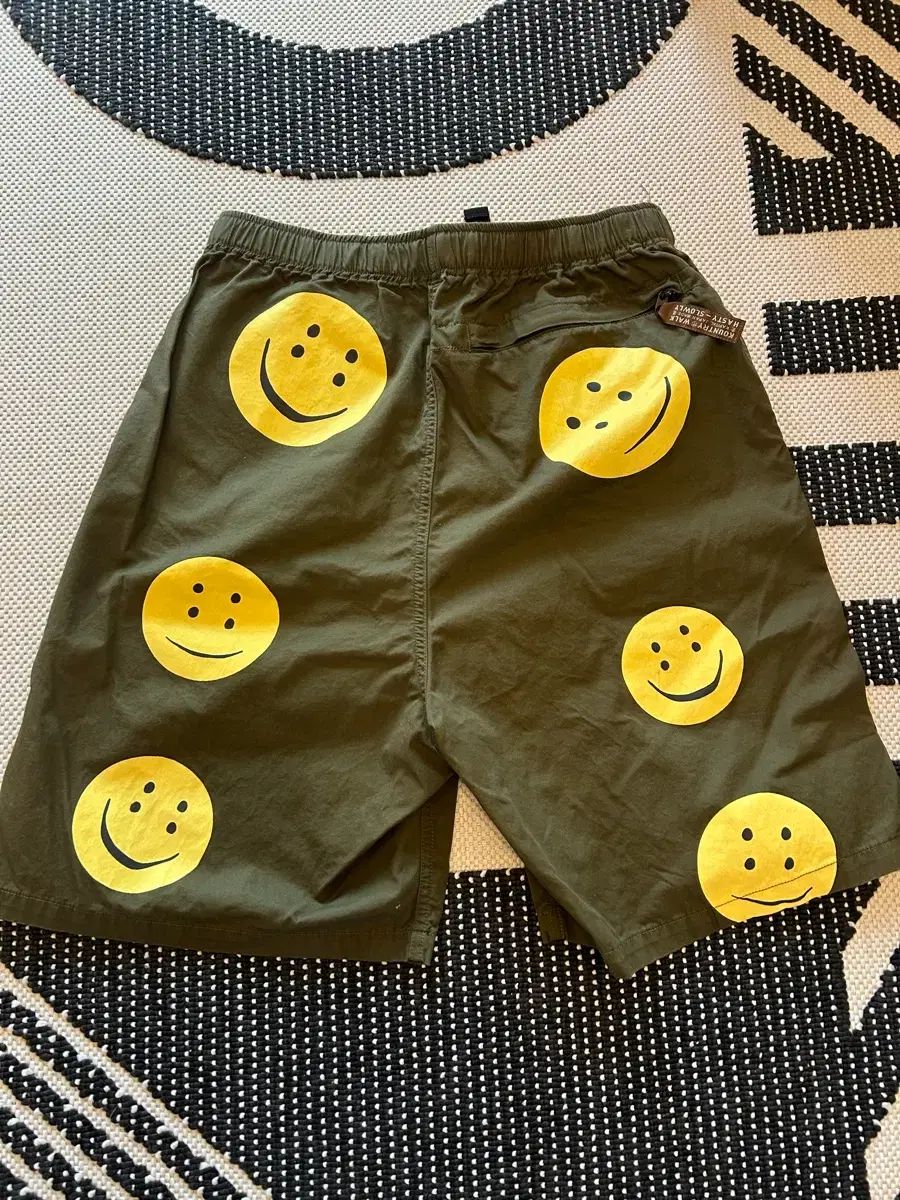 KAPITAL レイン SMiLEY ショーツ カーキ 4