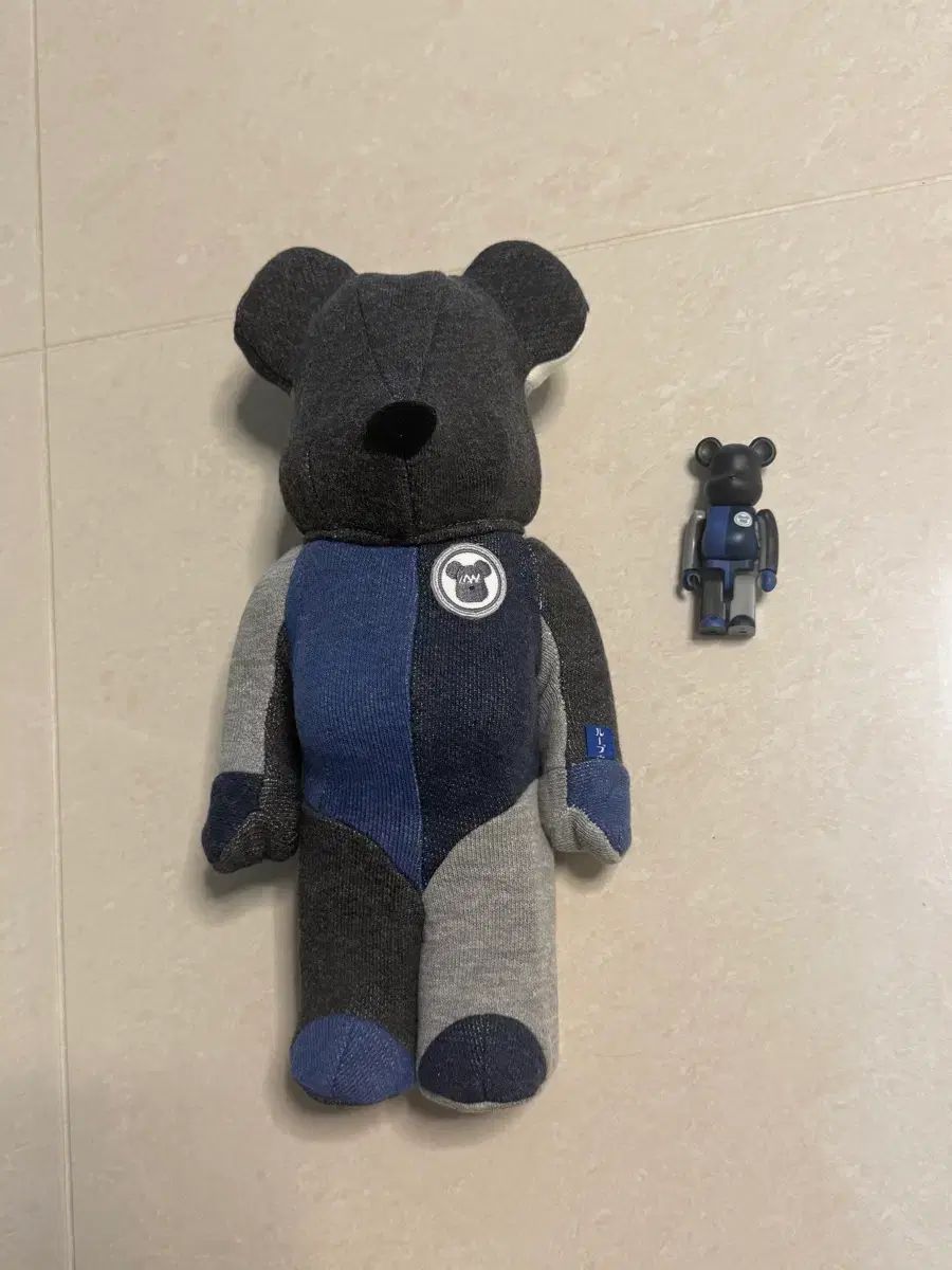 BE@RBRICK(ベアブリック) ループホイールセット 400% 出品