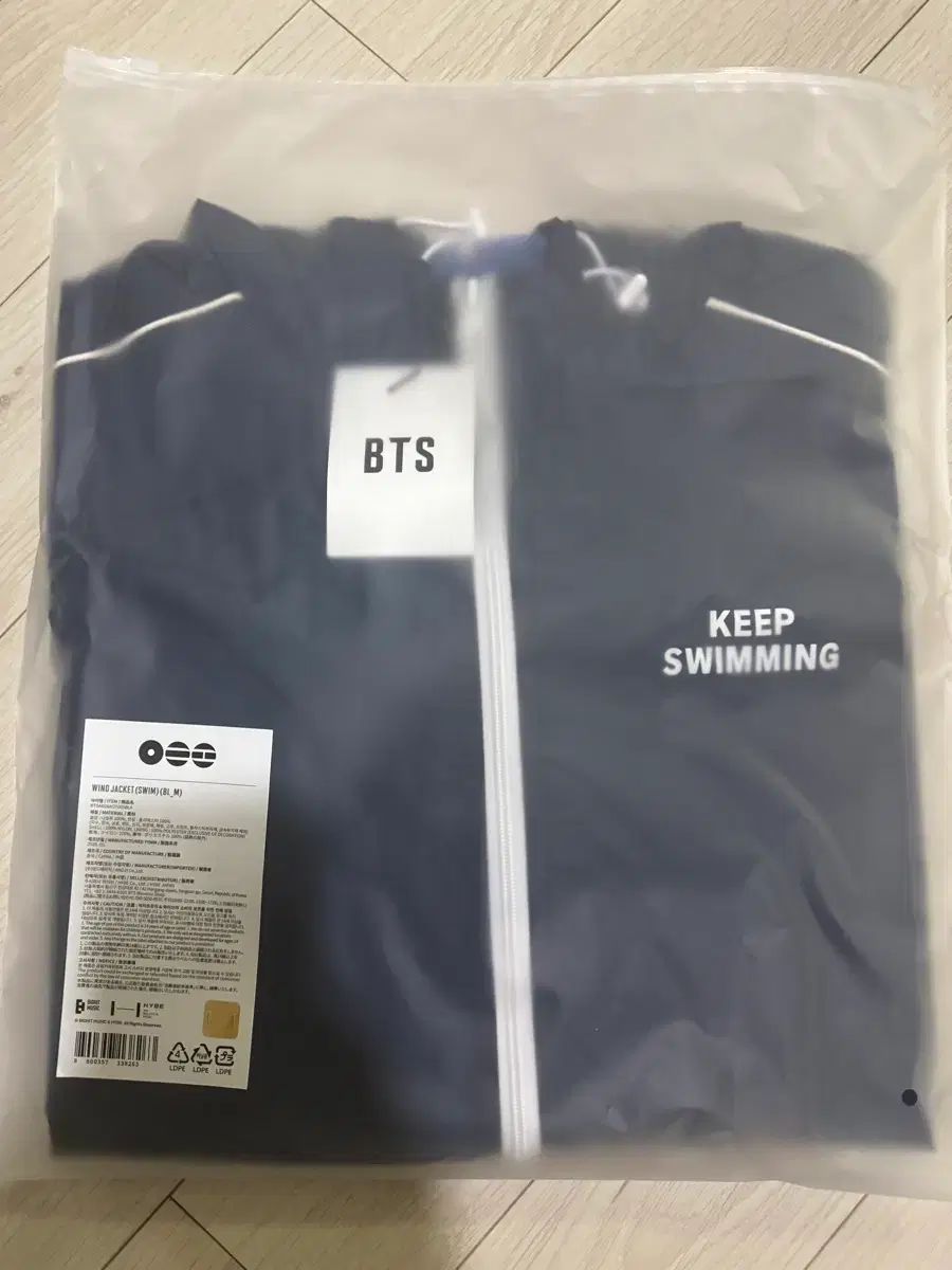 Bts swim ジャケット m サイズ