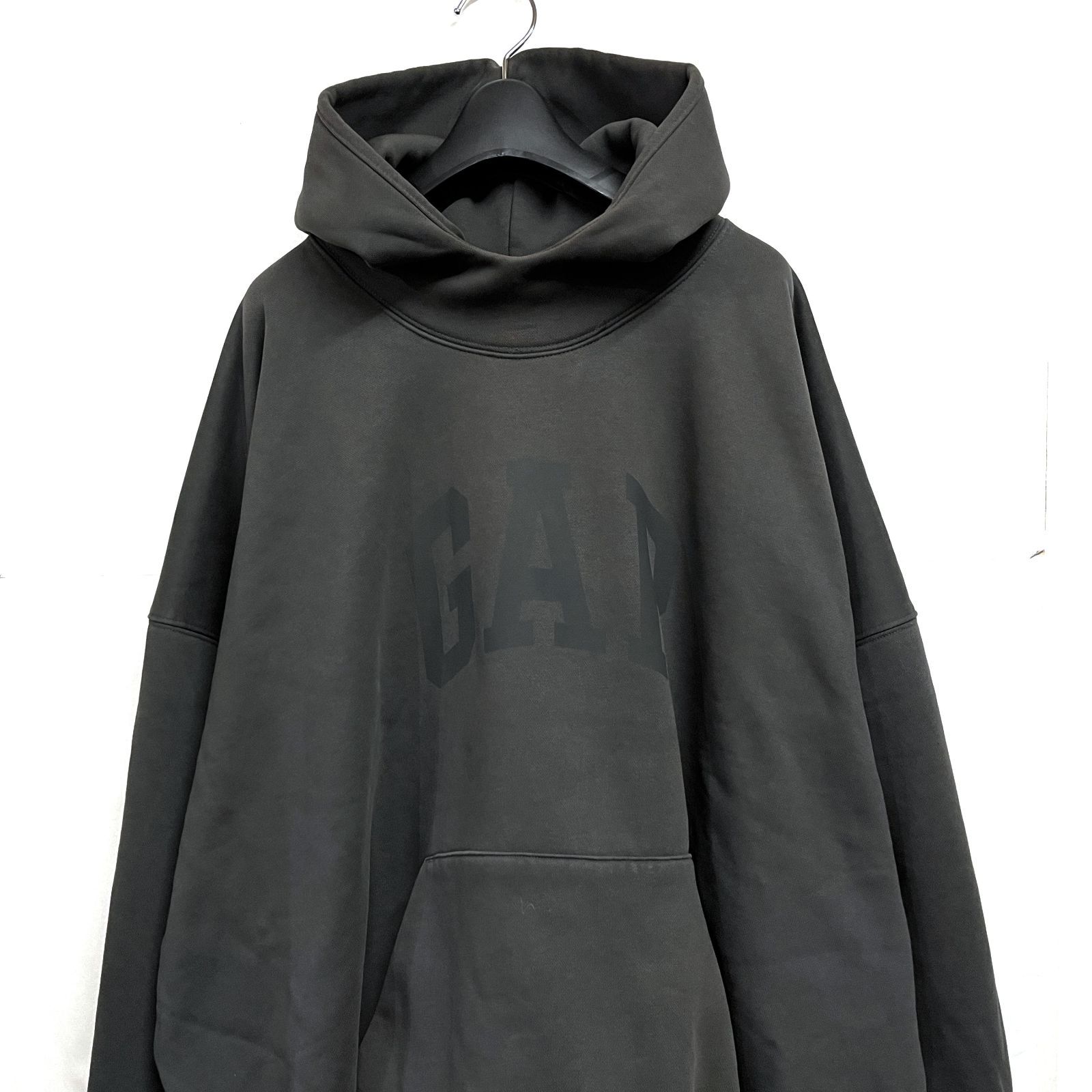 YZY YEEZY GAP ENGINEERED BY BALENCIAGA｜イージー ギャップ 