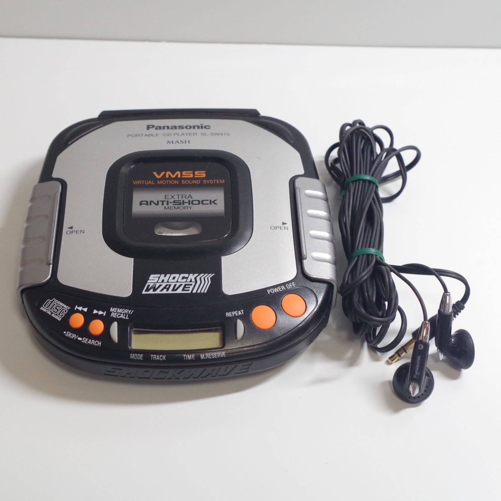 A6785 Panasonic ポータブル CD プレーヤー SL-SW415