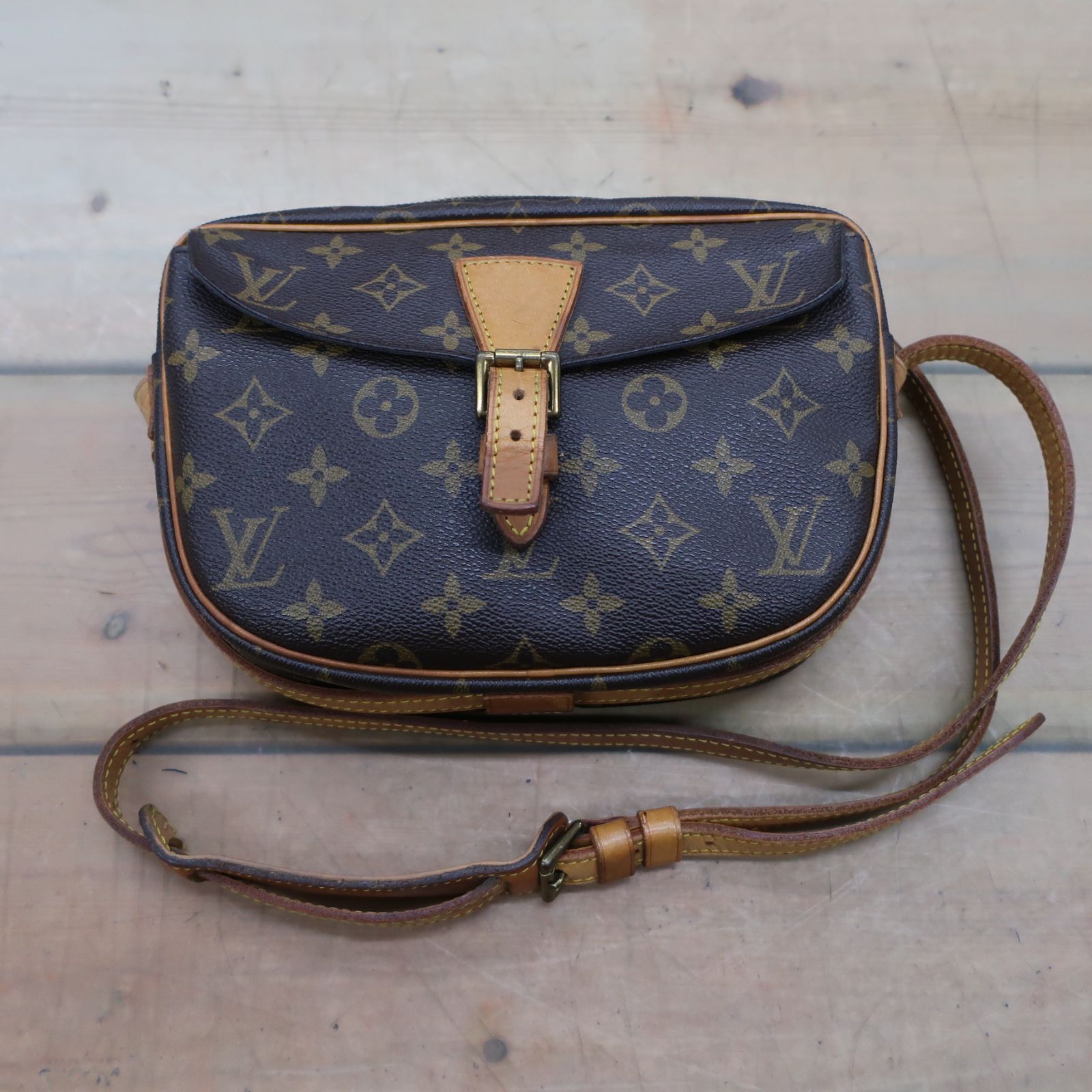 LOUIS VUITTON ルイ・ヴィトン M51226 ジュヌフィーユ ショルダー 
