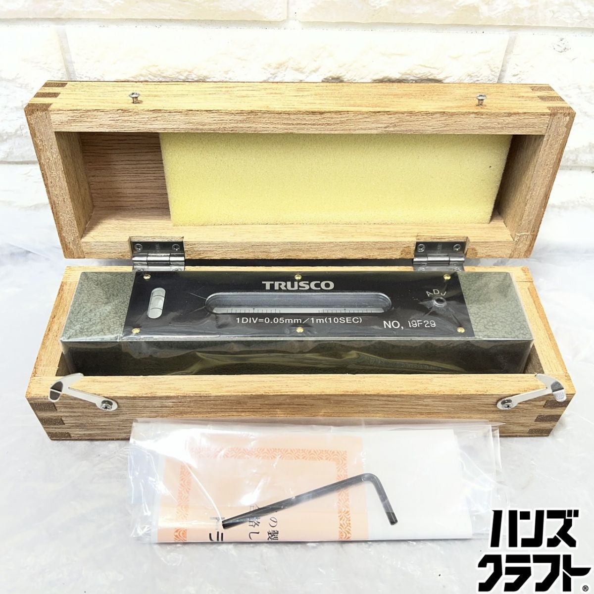 ▽【中古現状品】トラスコ中山 TFL-B2005 平形精密水準器 1DIV=0.05mm/1m(10SEC) TRUSCO【山口下関店】